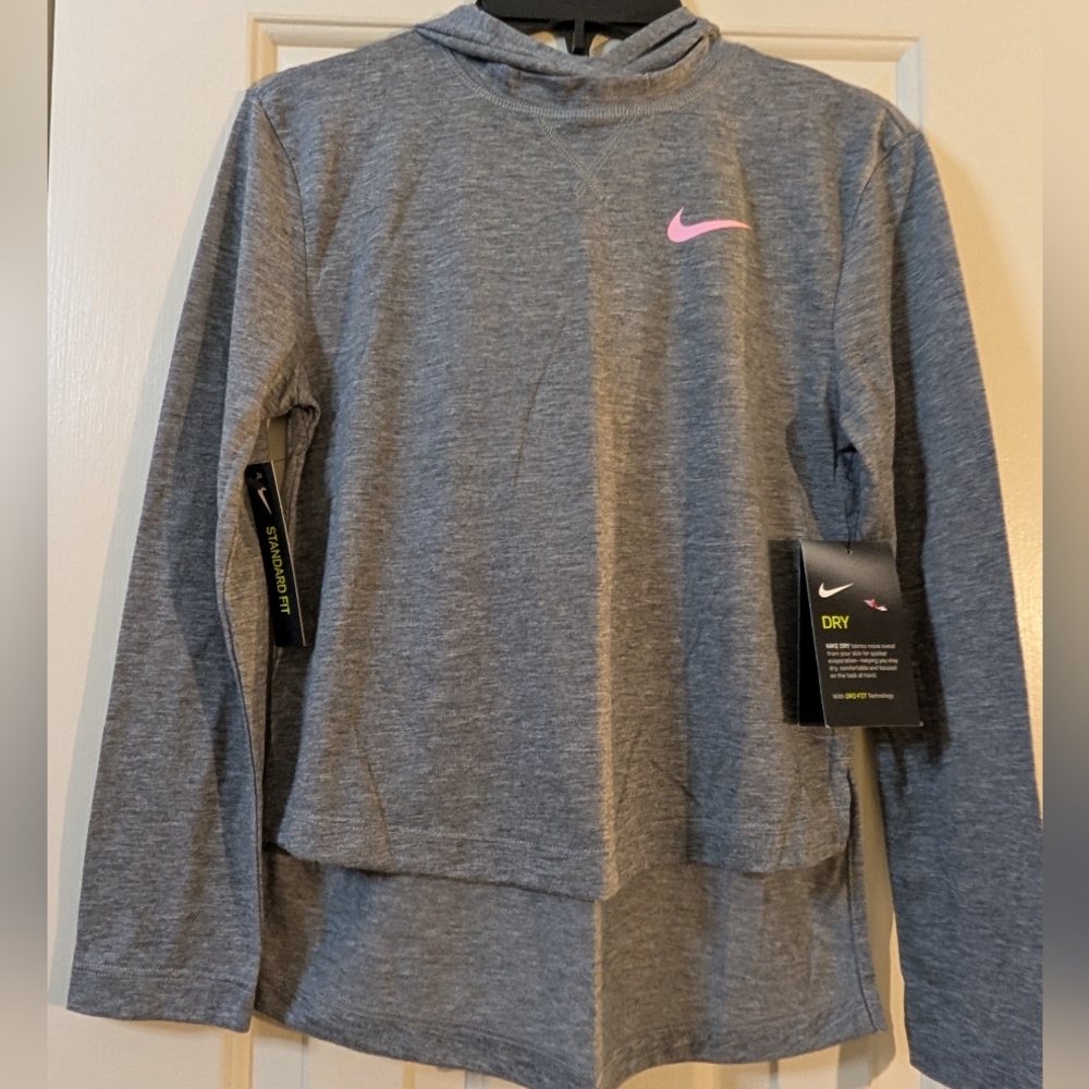 Girls NWT Nike Gray Hoodie with Pink Logo Size Small